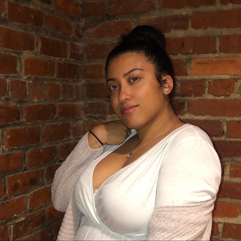 Meet your Posher, Brittney